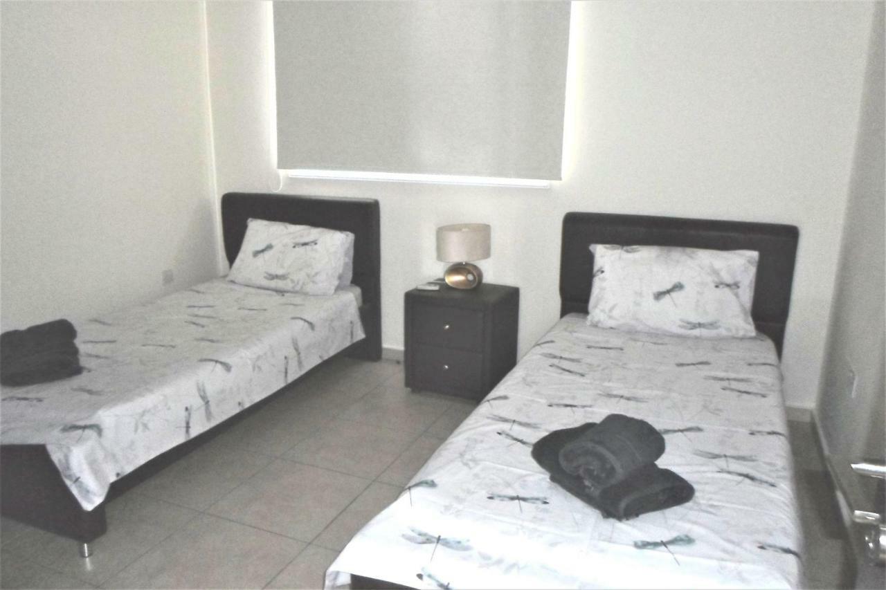 Kapparis Apartment Mythical Sands Protaras Eksteriør billede
